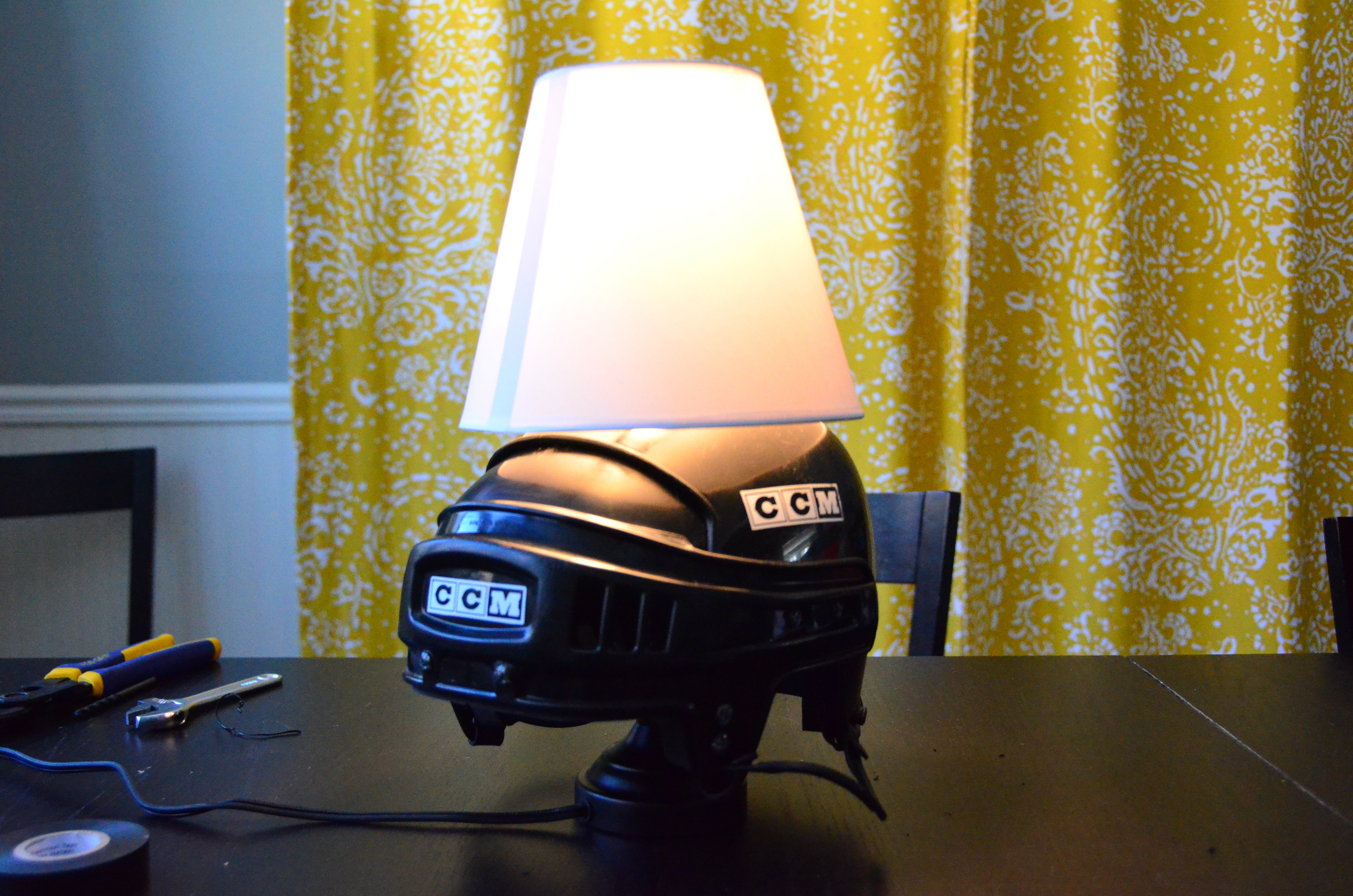 The Coolest Hockey Bedroom EVER – The DIY Hockey Helmet Lamp